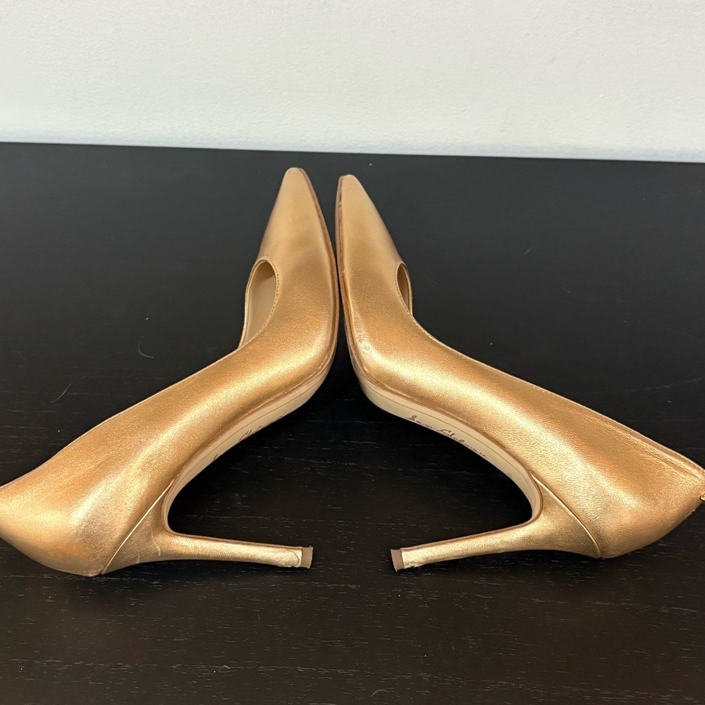 Sam Edelman Hazel Pump in Golden Copper - Picture 16 of 16
